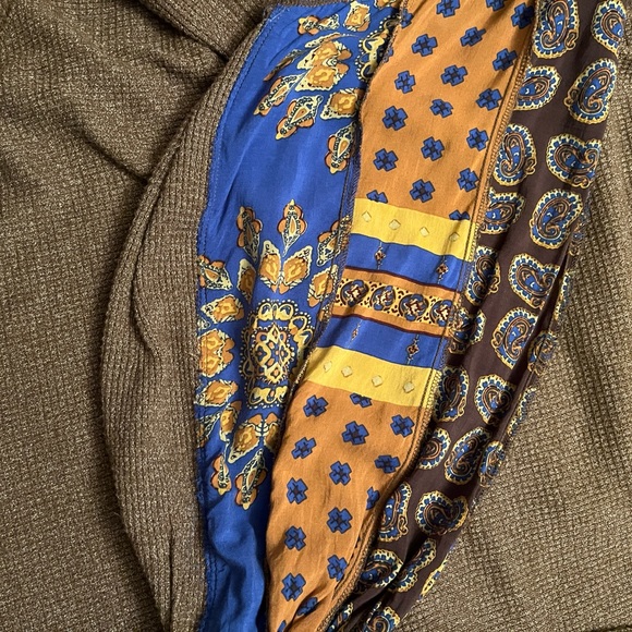 We The Free by Free People Thermal Top with Scarf Panel Peasant Sleeves - Picture 10 of 11